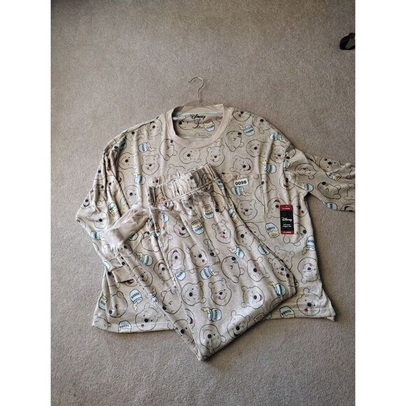 Disney Pajama Set Women XL Tan Winnie the Pooh Lightweight Long Sleeve Crew Neck - Picture 3 of 10